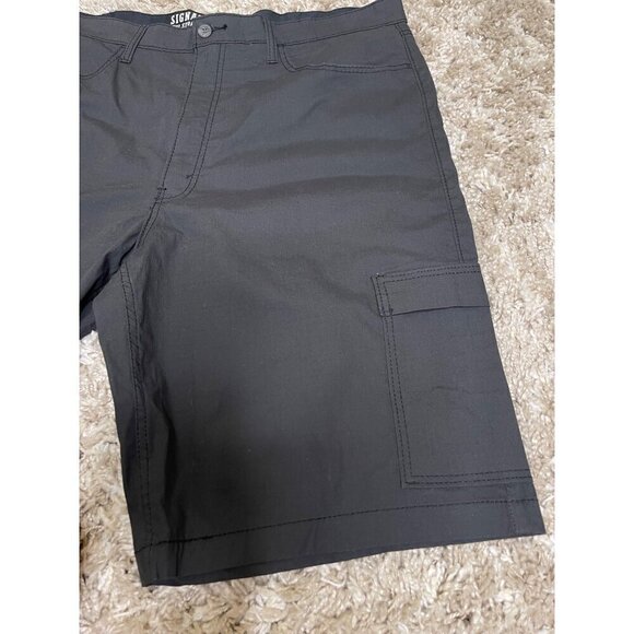 Signature Mens Levi Strauss Grey Cargo Shorts NEW 42W #0569 - Picture 8 of 15